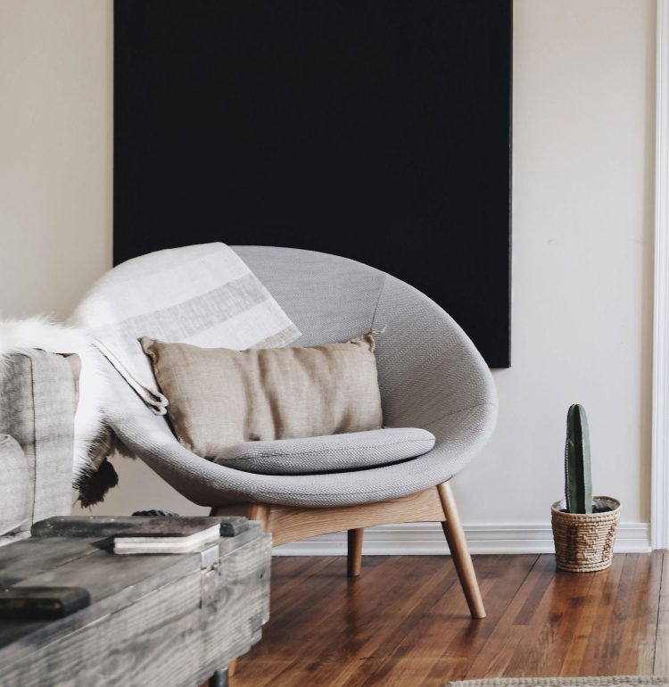 gallery chair